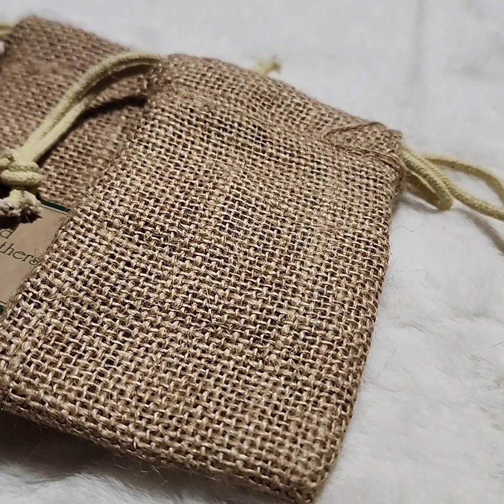 BURLAP GIFT BAGS WITH DRAWSTRING.